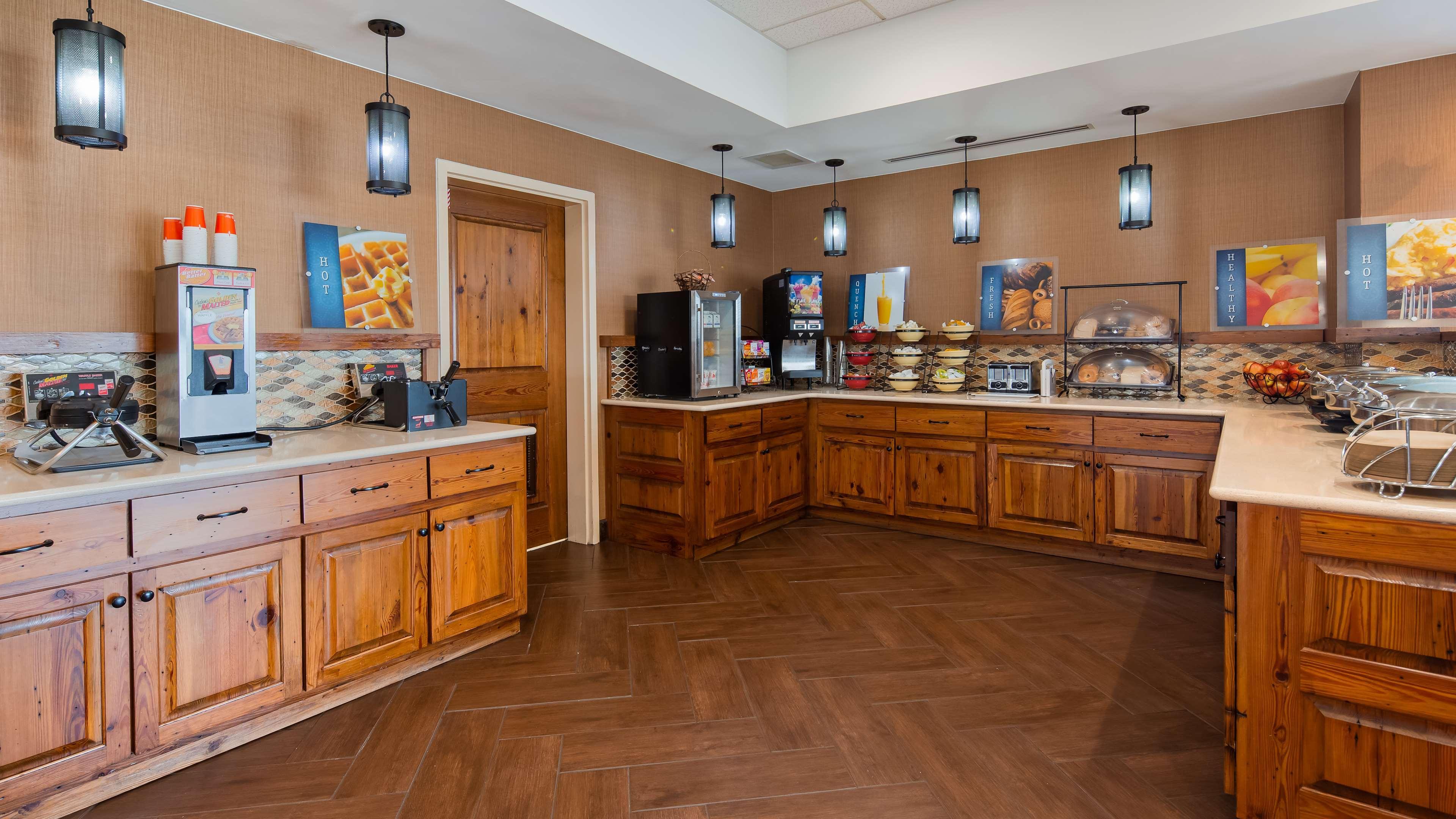 Best Western Colonial Inn Cordele Esterno foto